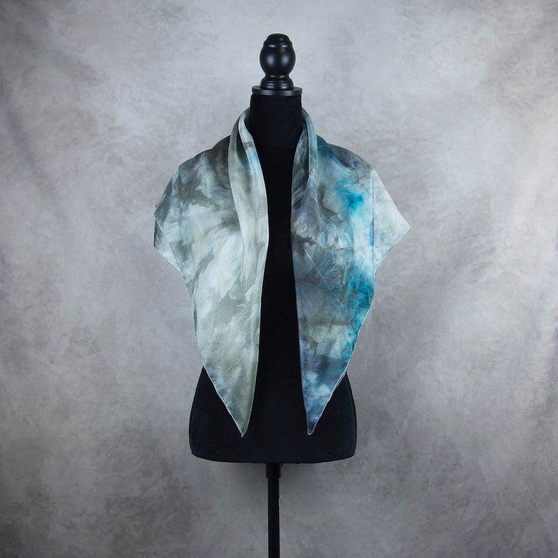 Hodvábna šatka VZOR_50, 85 x 90cm, Made in Slovakia