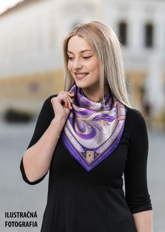 Módna hodvábna šatka LÍŠKA – PURPUROVÁ, 90 x 90cm, MADE IN SLOVAKIA