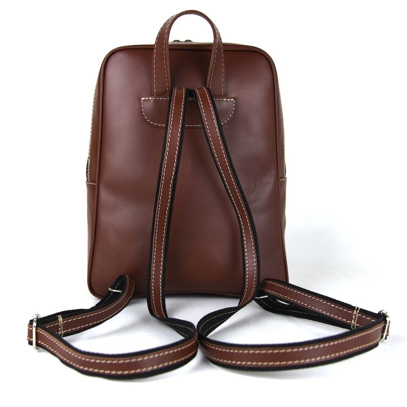 Módny kožený ruksak z pravej hovädzej kože č.8666 v hnedej farbe