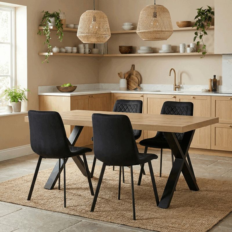 Jedálenská stolička, čierna, zamatová, látka, DCL-973 BK4